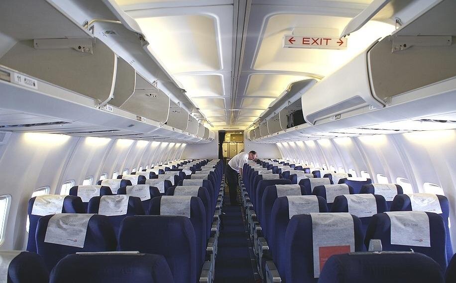 Салон самолета Боинг 737