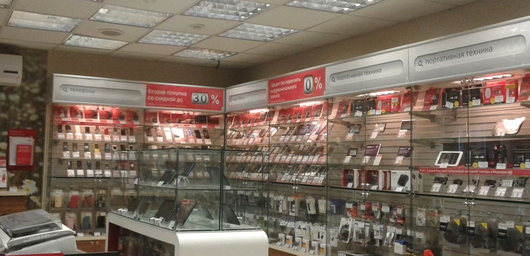 Продавец притаился и ждет вас, чтобы пристать. Фото автора.