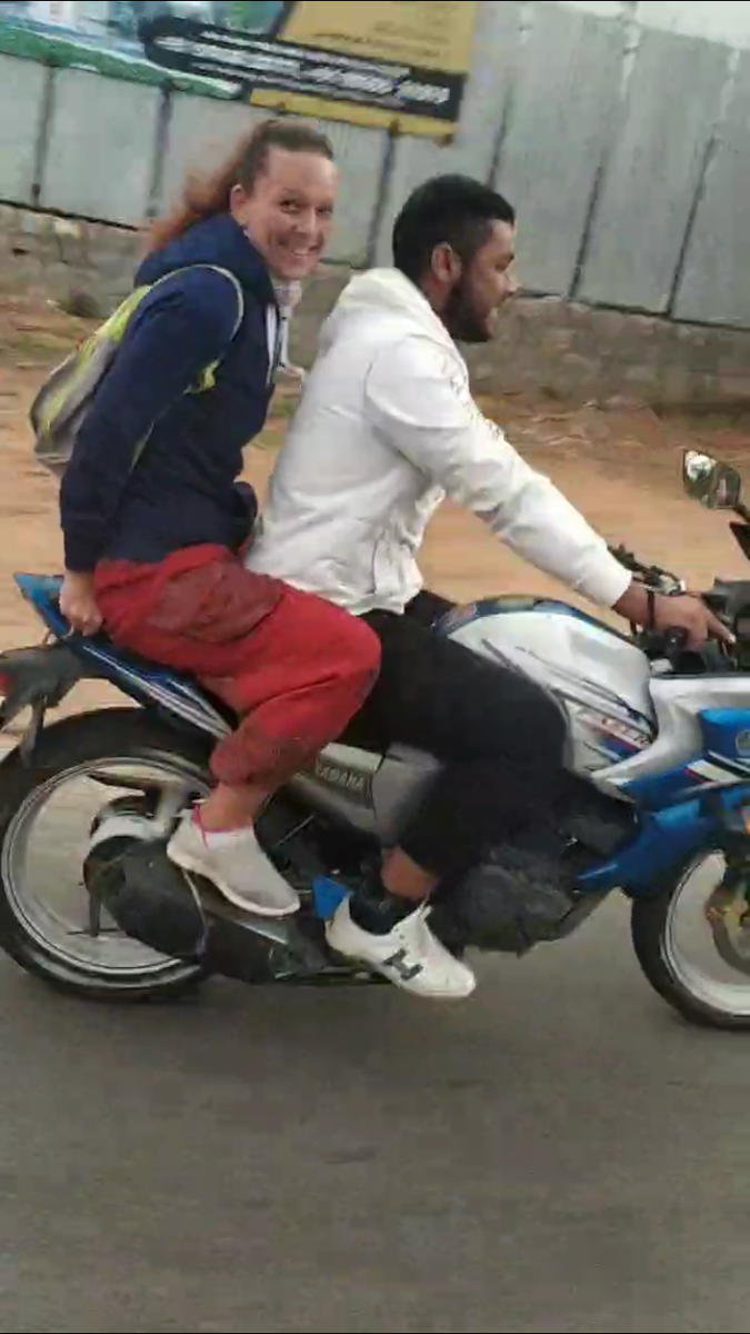 Качество фото не очень, потому что в движении и с байка, однако следующими несколькими постами я выложу короткие видео, которые как раз будут иллюстрировать эту статью, к сожалению в Дзене нельзя прикрепить видео к статье.