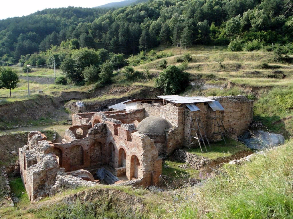 https://www.webturizm.ru/storage/photos/macedonia/macedonia-strumica-17808.jpg