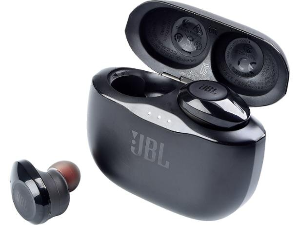 JBL Tune 120 TWS в черном исполнении корпуса, которыми я пользуюсь