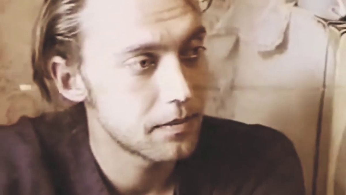 Веня дыркин 1999. Тае зори иллюстрации. Веня д'ркин крышкин дом. Веня дыркин. В которых средством выразительности речи является фразеологизм.