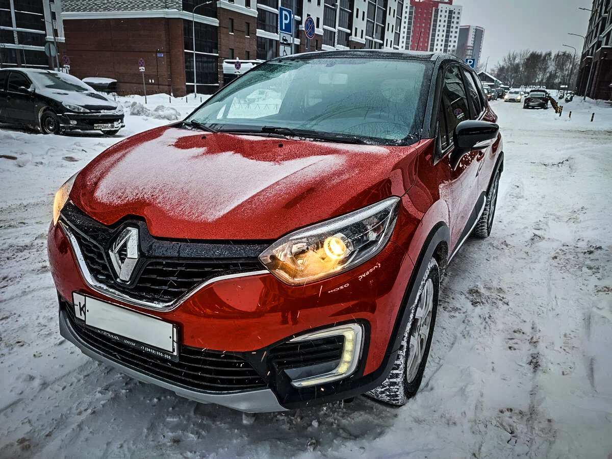 Рено Каптюр (фото с авто.ру)