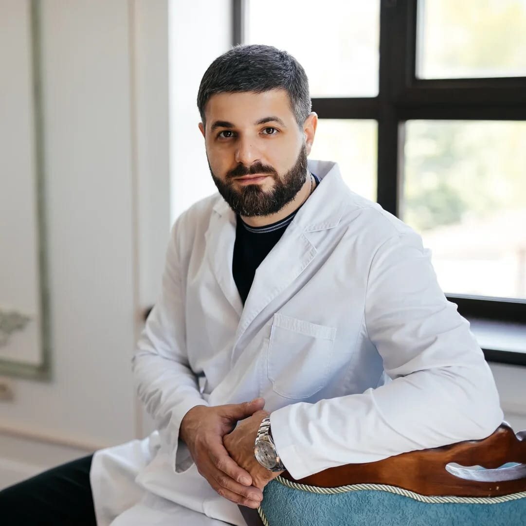 Тимур Мамедов 15 лет работает наркологом