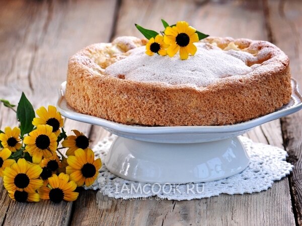 Шарлотка с дыней