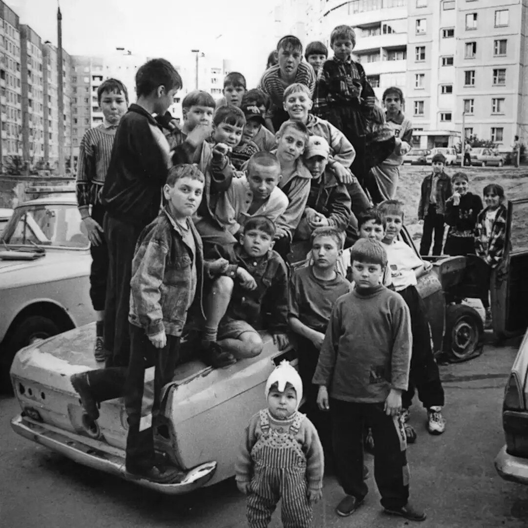 Дети 90-х (фото сайта bondik-kids.ru)