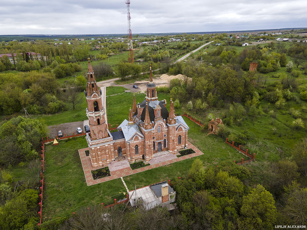 Храм знамения Грушевка. Храмы Липецка. Знаменский храм город Бор.