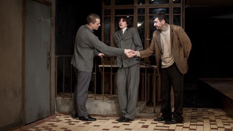 Сцена из спектакля «Старший сын» (2008) Театра Олега Табакова