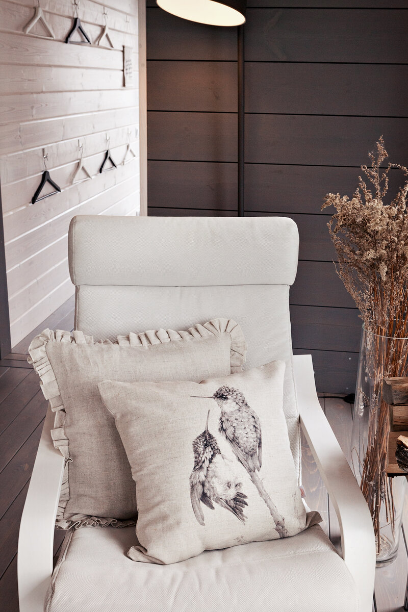 Наволочки декоративные: с рюшей 45х45см (без рисунка); Лён + хлопок.