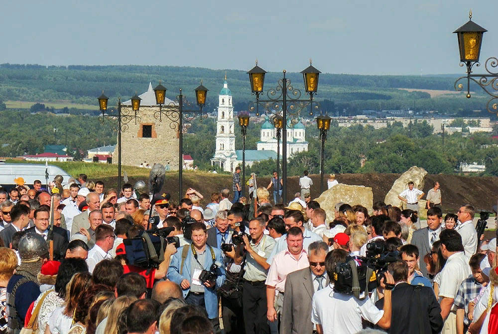 Елабуга хоккейные клуб. Елабужская природа. Елабуга татарстан. Шишкинские пруды елабуга. Елабуге 1000.