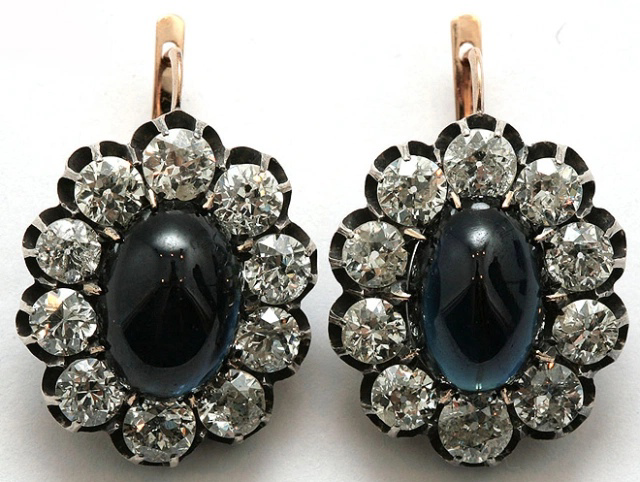 Серьги с сапфирами и бриллиантами-золото,серебро. Сапфиры фиолетового оттенка. .