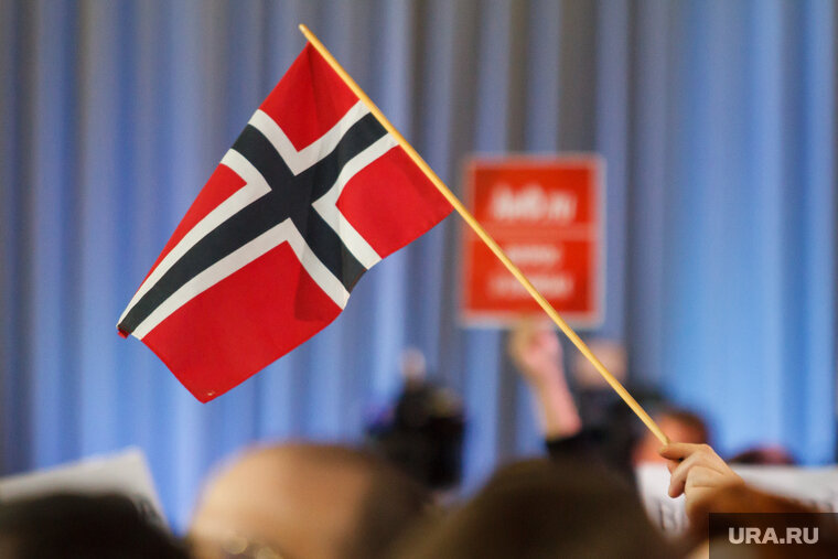    Норвегия готова продолжать сотрудничество с ЕС исключительно на коммерческой основе, заявил Терье Осланд