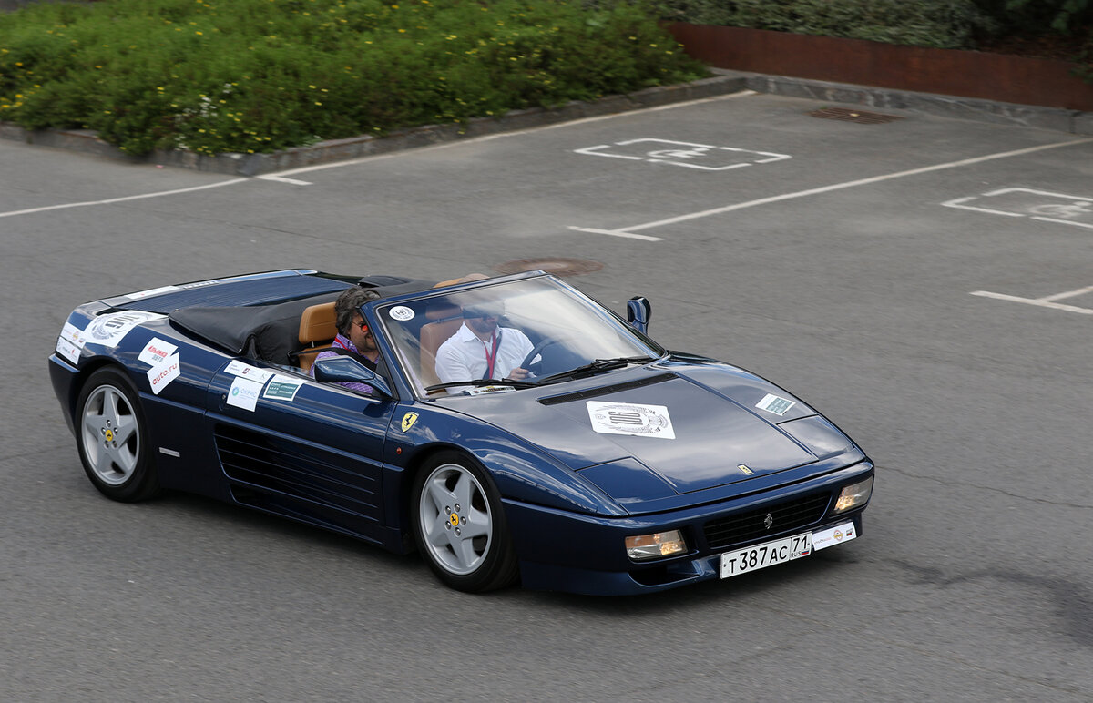 Ferrari 348