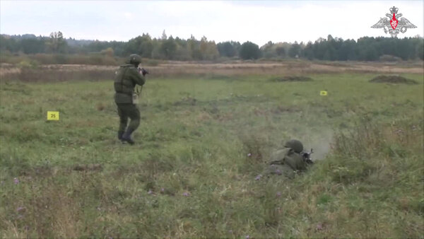 Подготовка мобилизованных на полигонах Балтийского флота в Калининградской области. Видео © Telegram / Минобороны России