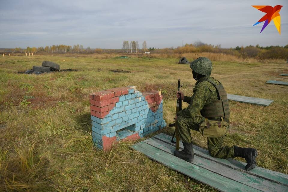     Губернатор Мурманской области приехал к мобилизованным северянам в Ленобласть. Алексей БУЛАТОВ