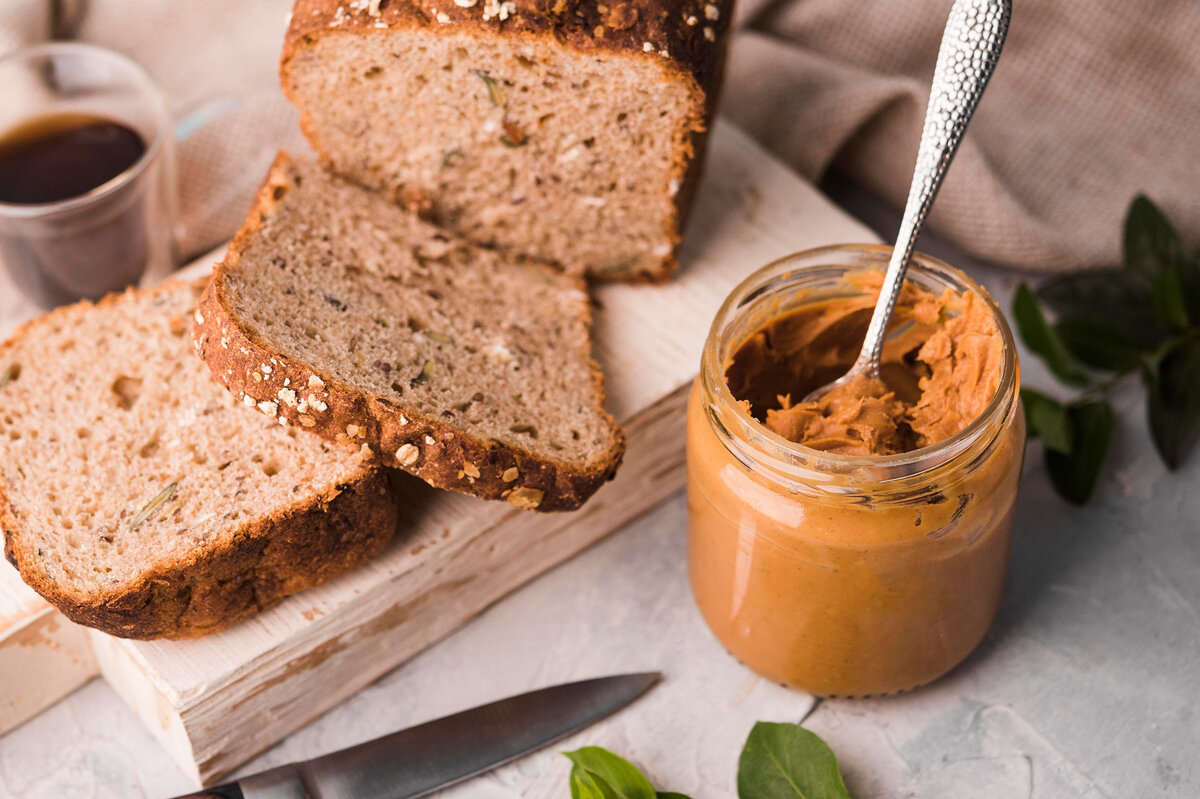     Польза арахисового масла: годится для похудения и не только