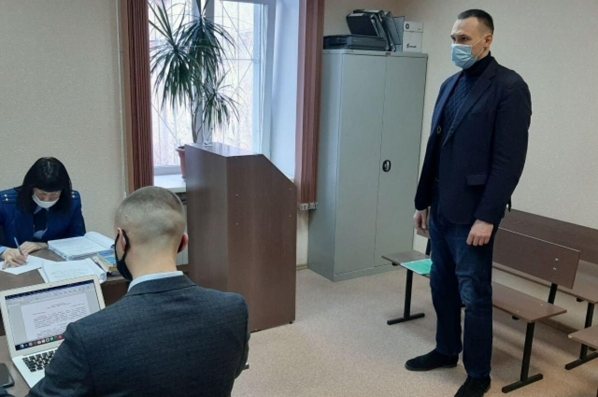    В Новосибирске не смягчили приговор экс-главе комитета рекламы мэрии Лобыне