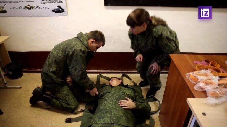    В Оренбуржье проведены практические занятия по тактической медицине с мобилизованными Андрей Севостьянов