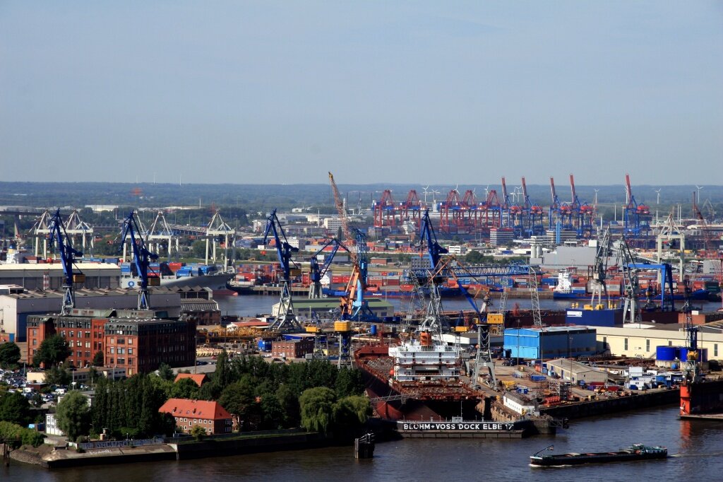 Порт Гамбурга (Гамбург) https://turizm.ngs.ru/hambur/