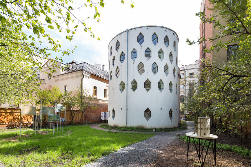  Дом-мастерская Константина Степановича Мельникова в Кривоарбатском переулке © Антон Воронков / Фотобанк Лори