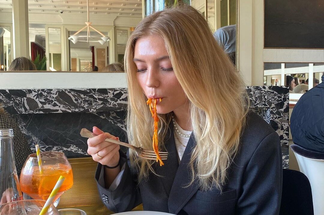     5 продуктов, которые нужно исключить из рациона, чтобы сохранить молодость кожи