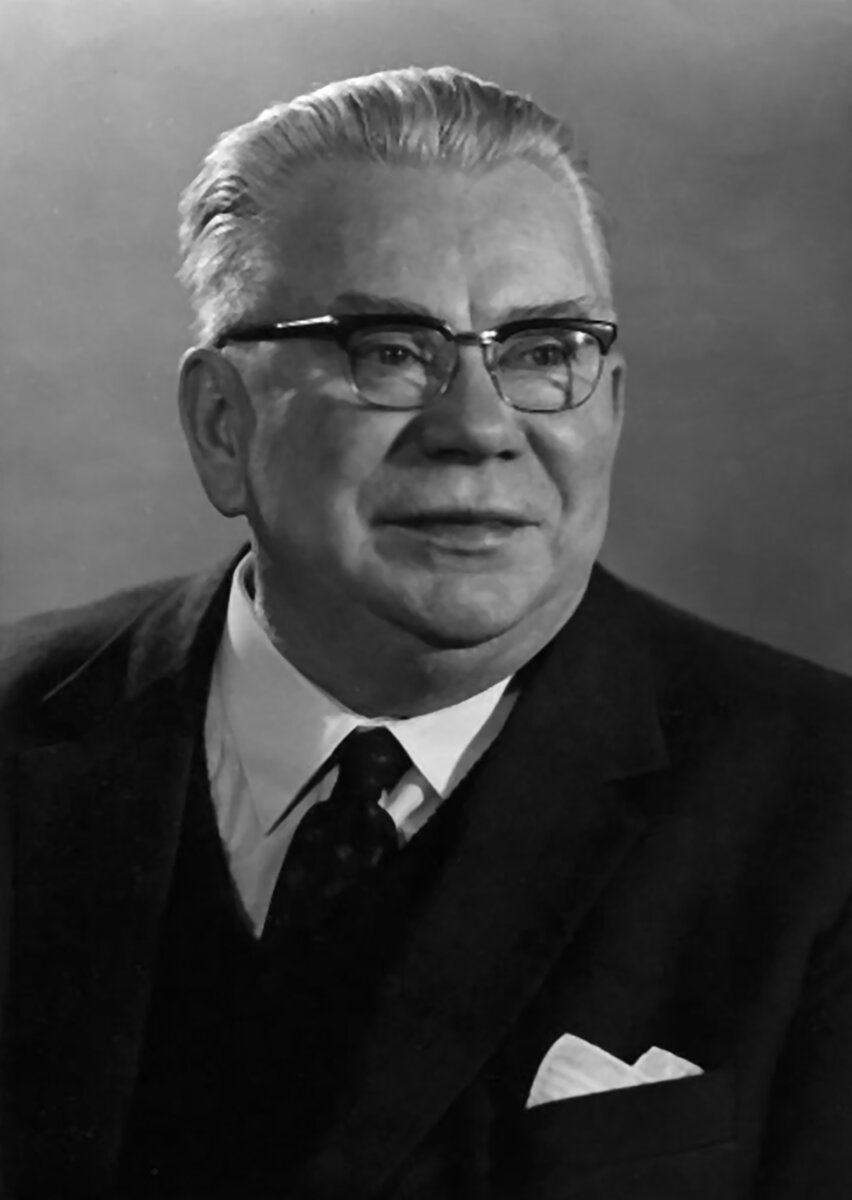 Михаил яншин фото