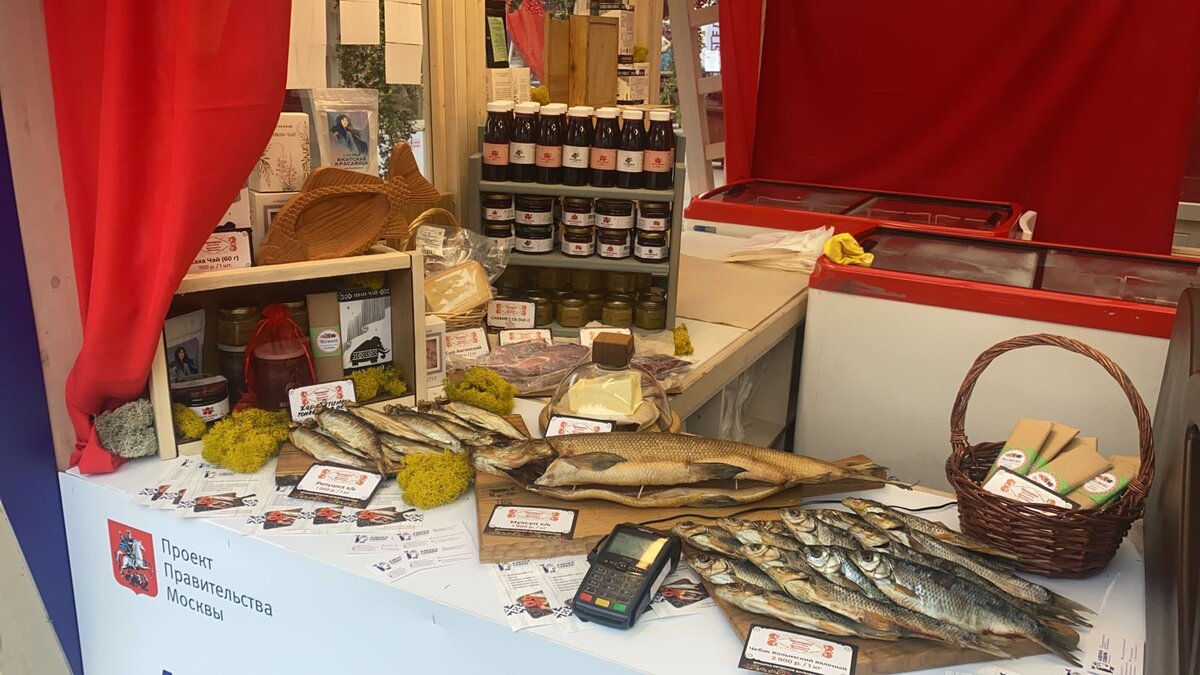 Витрина "Азбуки Севера" на фестивале регионов Дальнего Востока