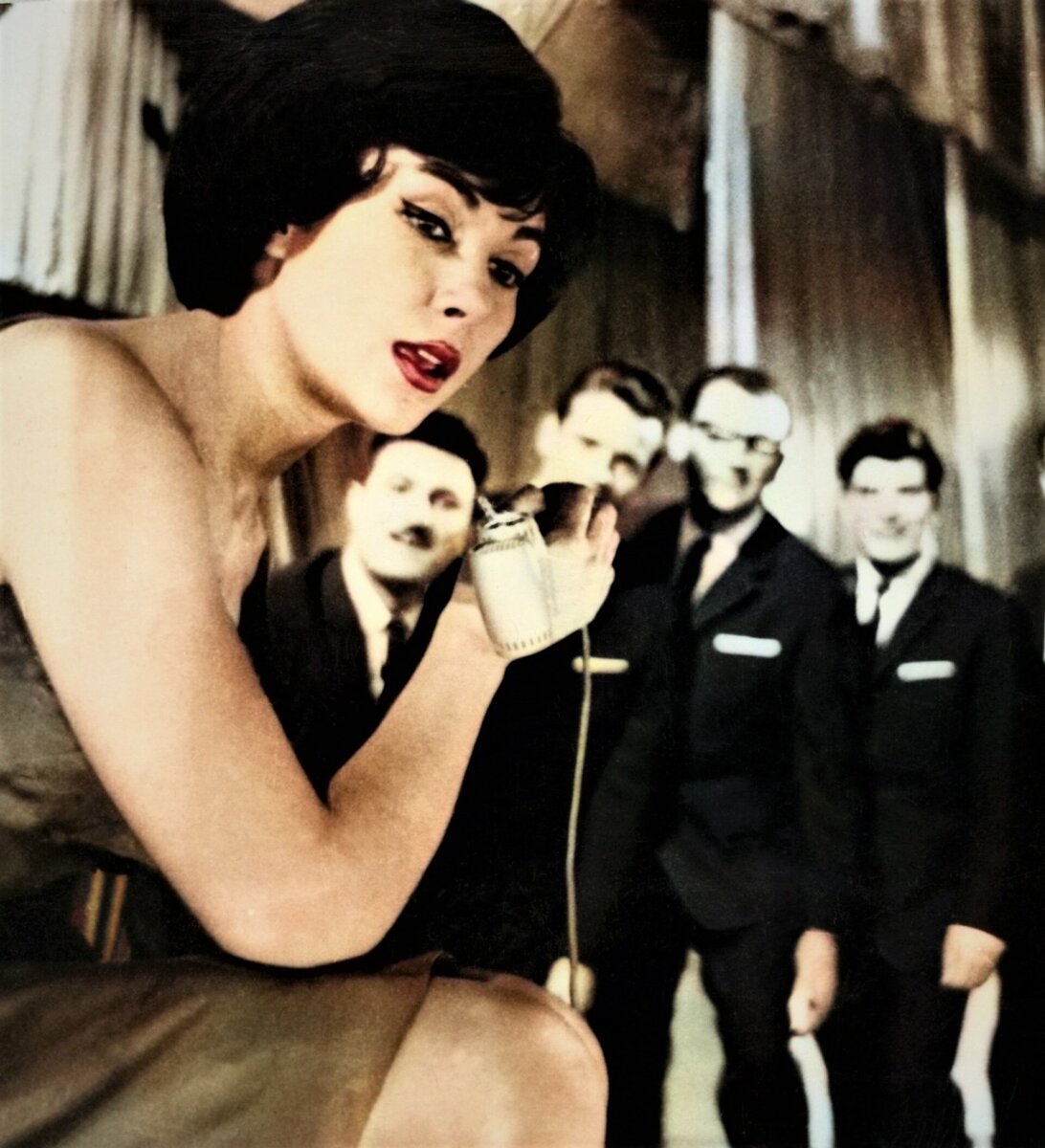 Чтобы стать иконой стиля и мечтой мужчин, Эдита изменила себя железной волей