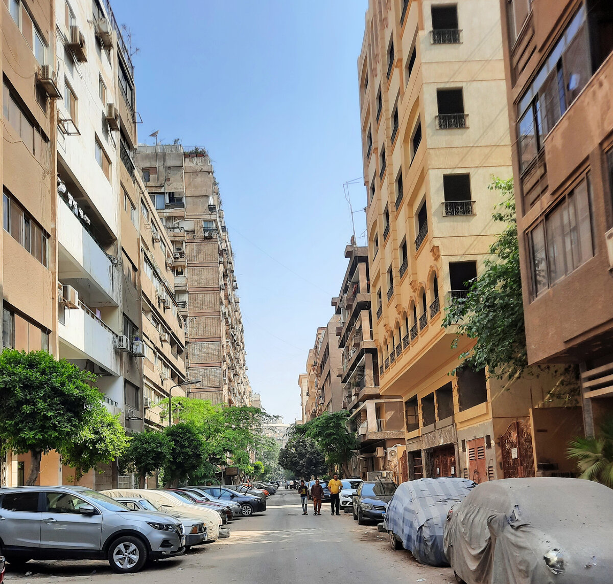 Наша улица. Наш дом первый слева.