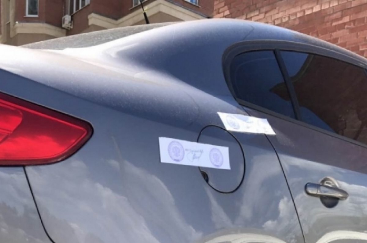    В Барнауле приставы ловили должников