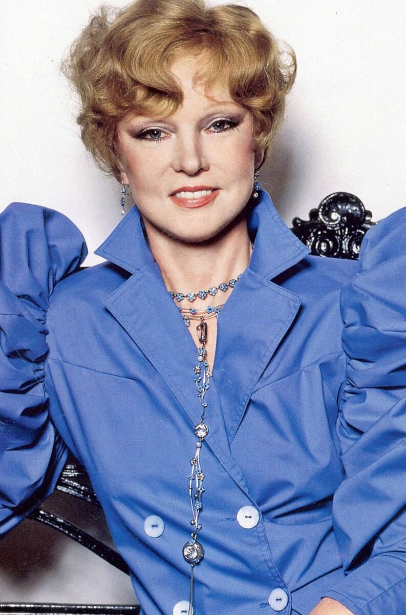 Ко дню рождения Людмилы Гурченко