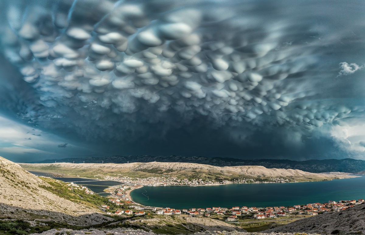 Облака Мамматус, фото взято из интернета