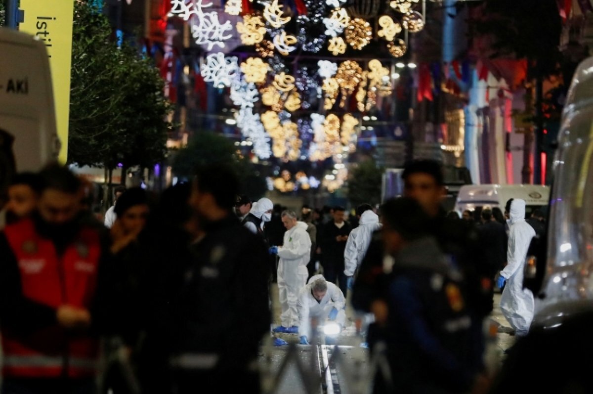    В Турции выписали из больниц 39 пострадавших при взрыве в Стамбуле