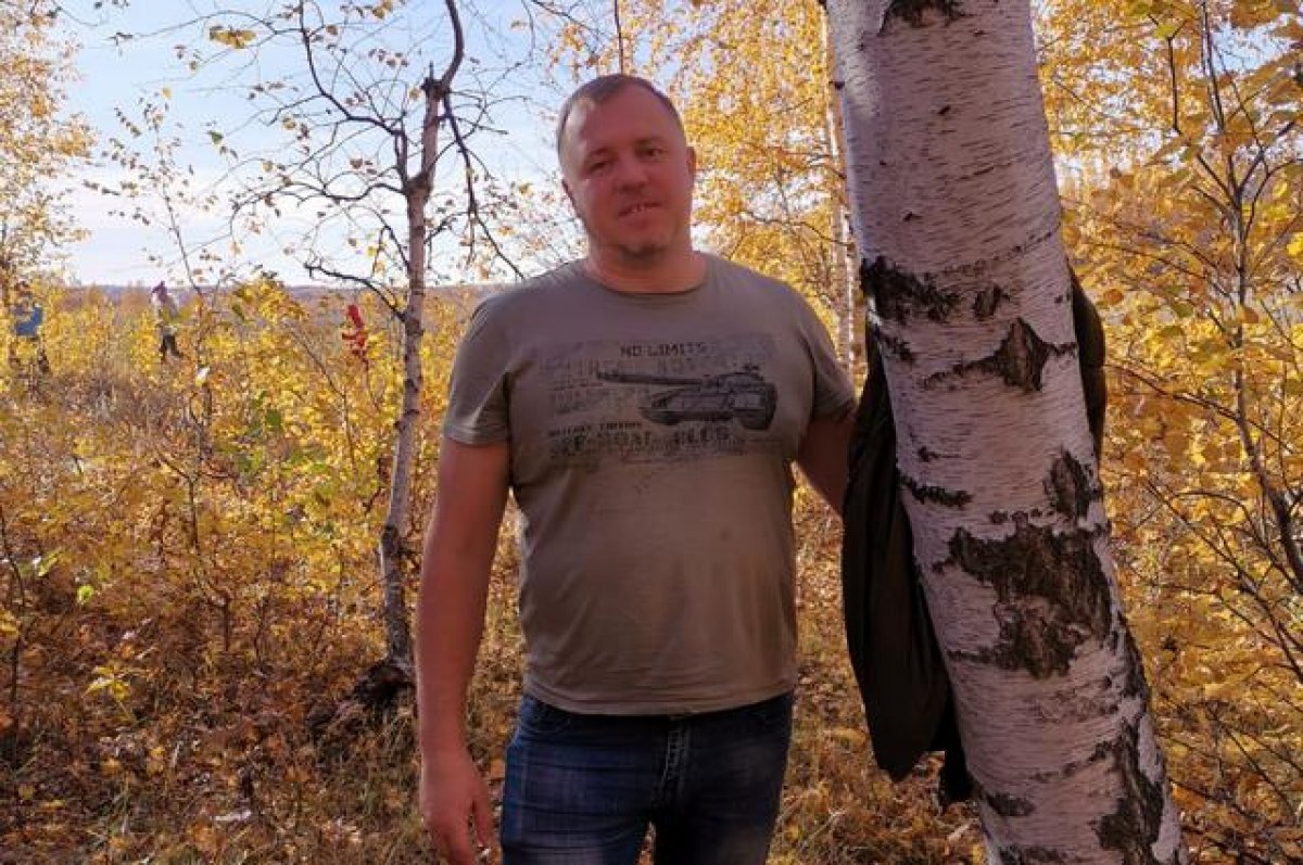    Константин Степанов готовится отправиться в зону СВО добровольцем от другого региона.