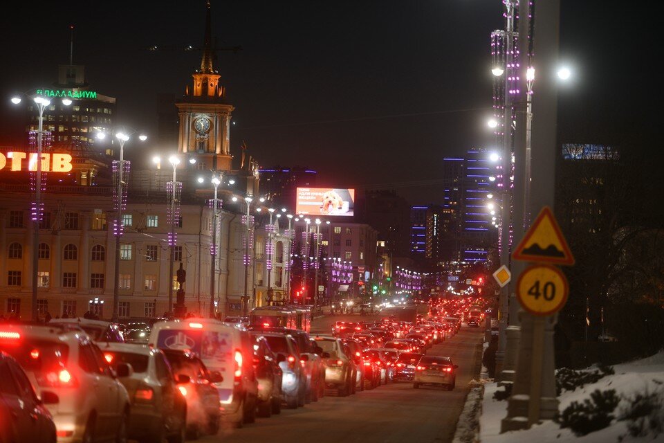     Затруднения есть в разных частях города Алексей БУЛАТОВ