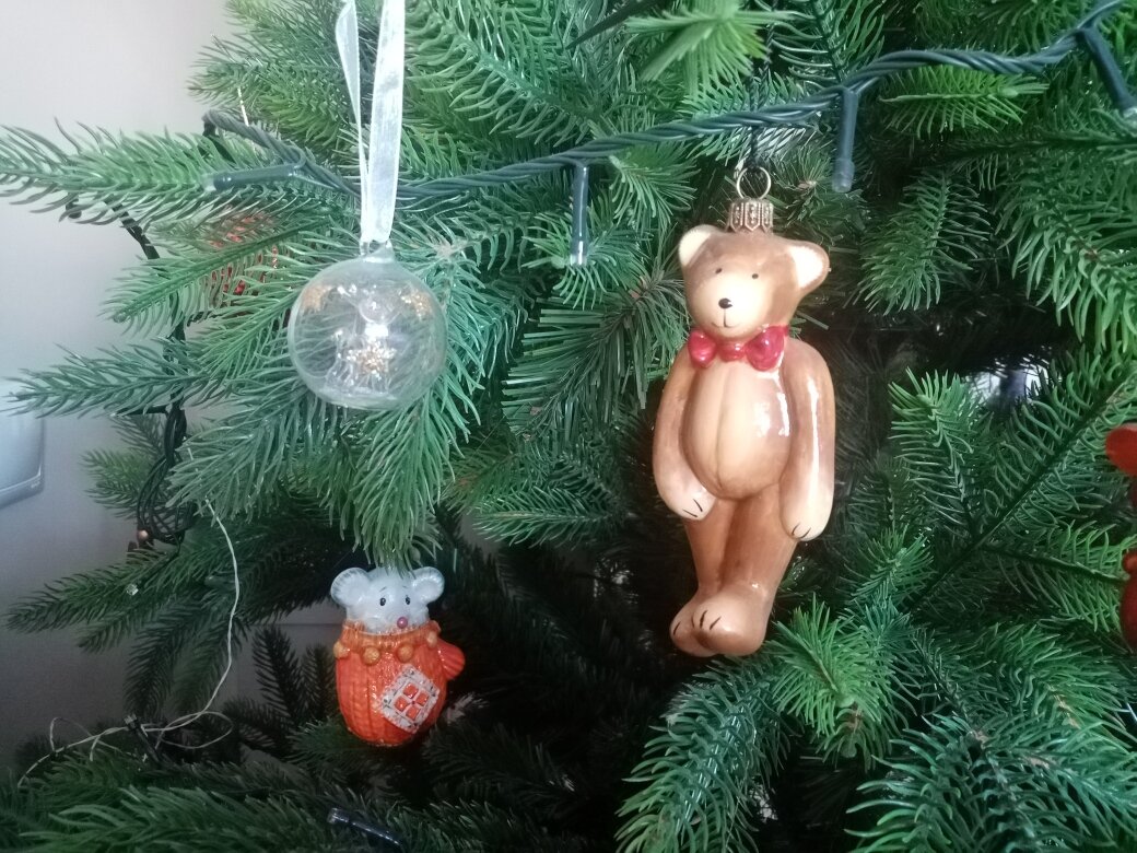 Польские игрушки на ёлке. Фото автора.