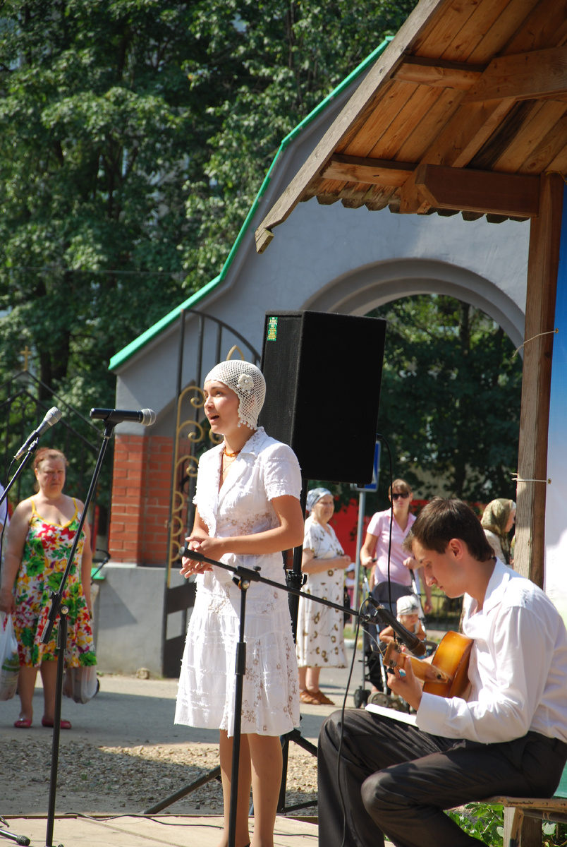 Выступление Ольги Коробко; аккомпанемент Александр Усманов; 21 июля 2010 г.