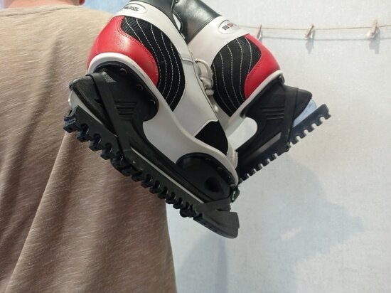     Пора на коньки: 68 бесплатных катков заливают в Хабаровске / Илья Федулов