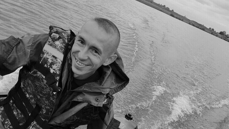     В Мамадышском районе сегодня похоронят жителя Набережных Челнов Павла Зуева. Об этом пишет Chelny-Biz.