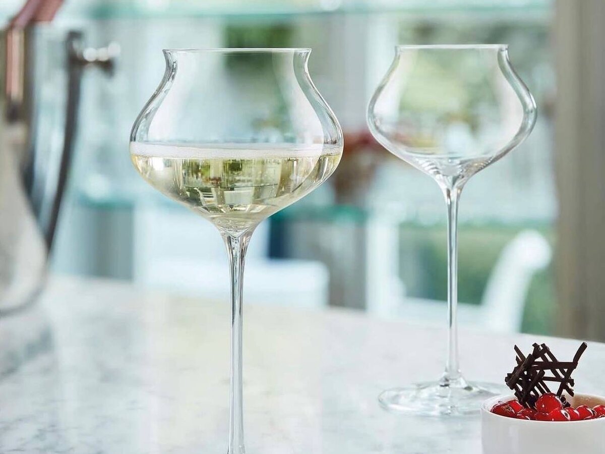 А вот такие бокалы для игристого мы скоро разыграем вместе с «Рестпроект»