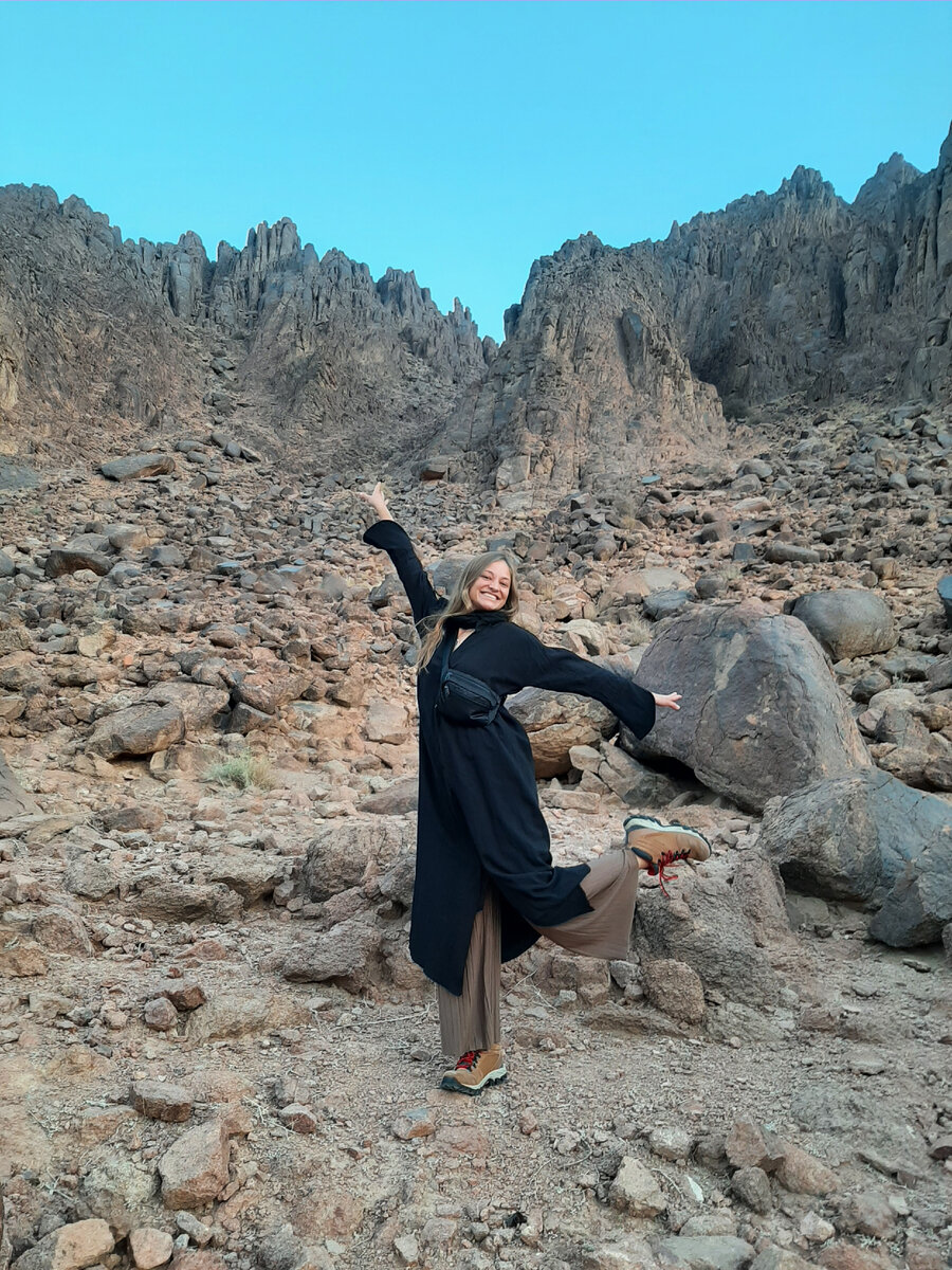 Я в треккинговых ботинках 40го размера