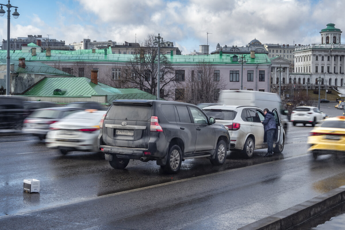     В России подскочили продажи полисов КАСКО для подержанных автомобилей Фото: globallookpress.com