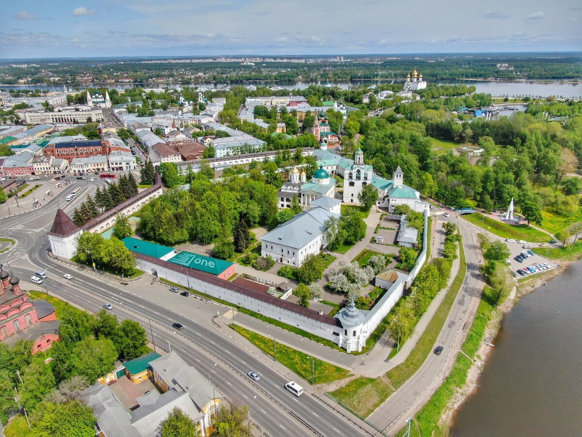 Где в ярославле можно. Город Ярославль в 1010 году. Даманский парк Ярославль. Ярославль летом 2020. Ярославль в 1010 году фото.