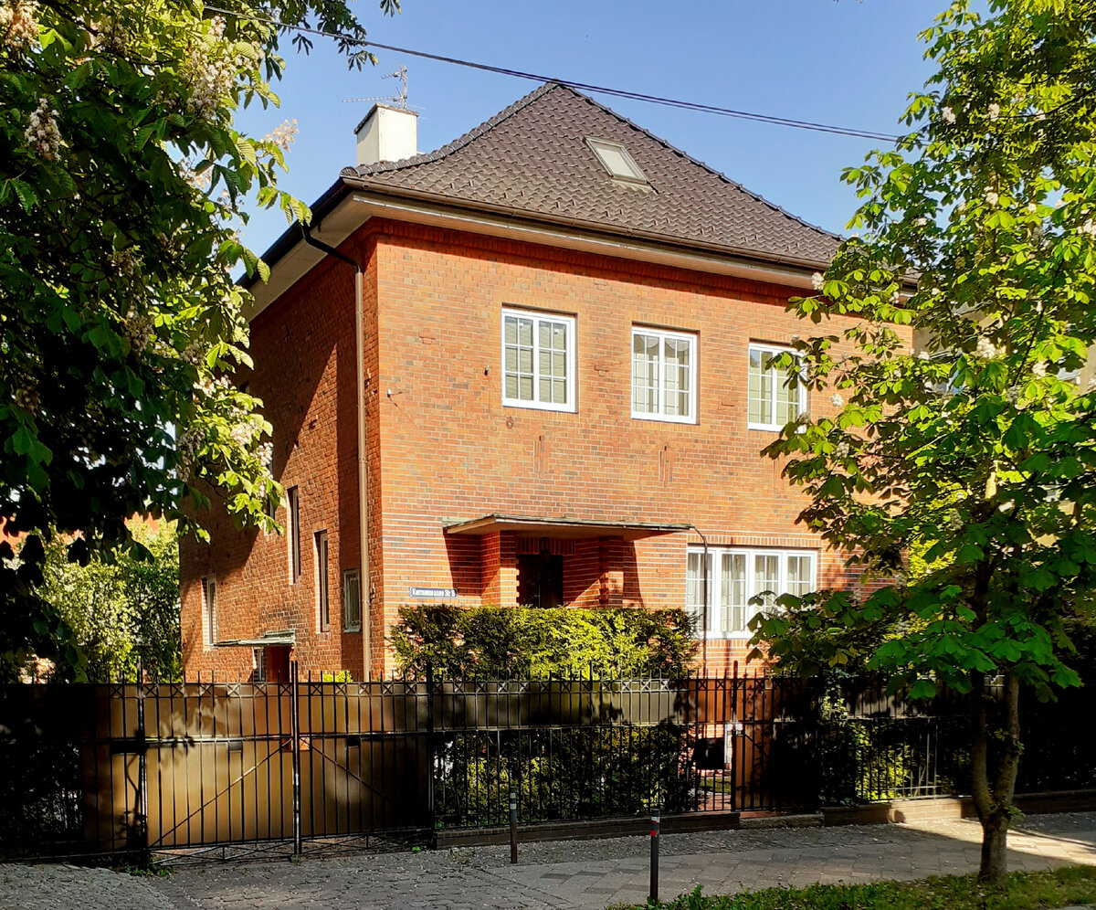 Купить 3-комнатную квартиру 73,9 м² по адресу Волгоград, улица Моцарта, 17А - id