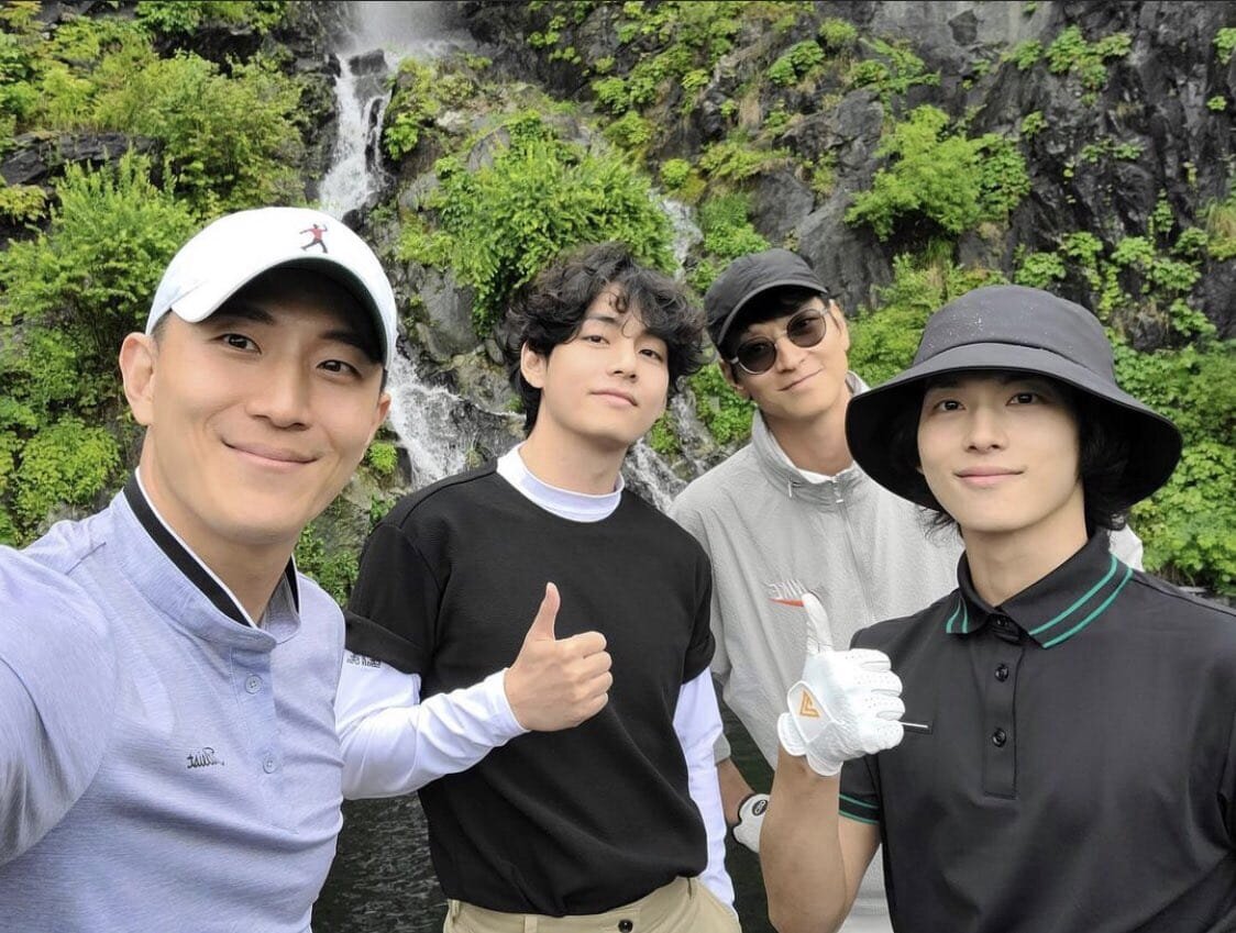 Name of bts membership. Ли из bts. Тэхен бтс. Джефф босли телохранитель бтс. Мистер ли бтс.