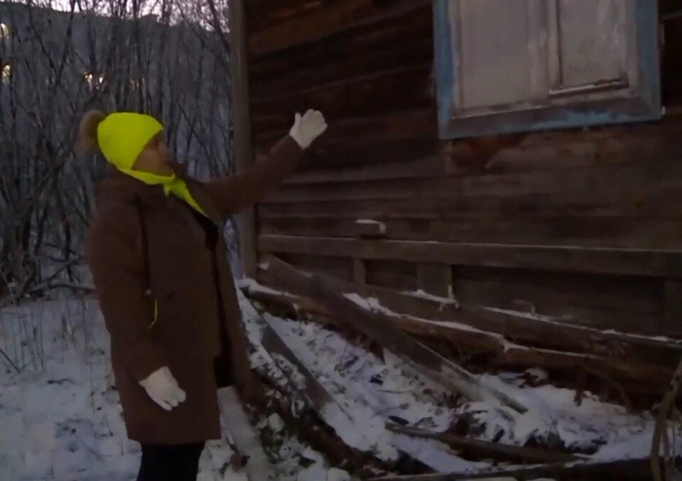     Проблемы дома видно даже снаружи. Фото: скрин видео