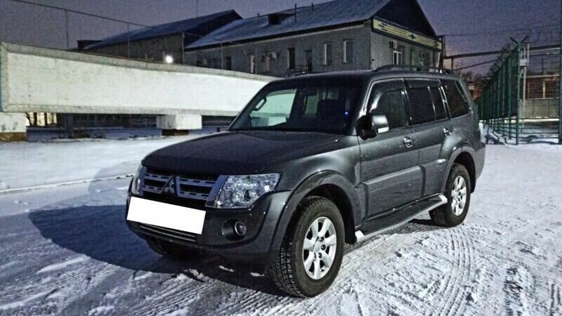     Долги перед энергетиками обернулись судебным разбирательством для одного весьма состоятельного жителя Улан-Удэ. Работая адвокатом, мужчина с 2020 года копил задолженность за отопление своего коттеджа. В итоге сумма долга достигла 170 тысяч рублей, и суд вынес решение об аресте имущества должника.