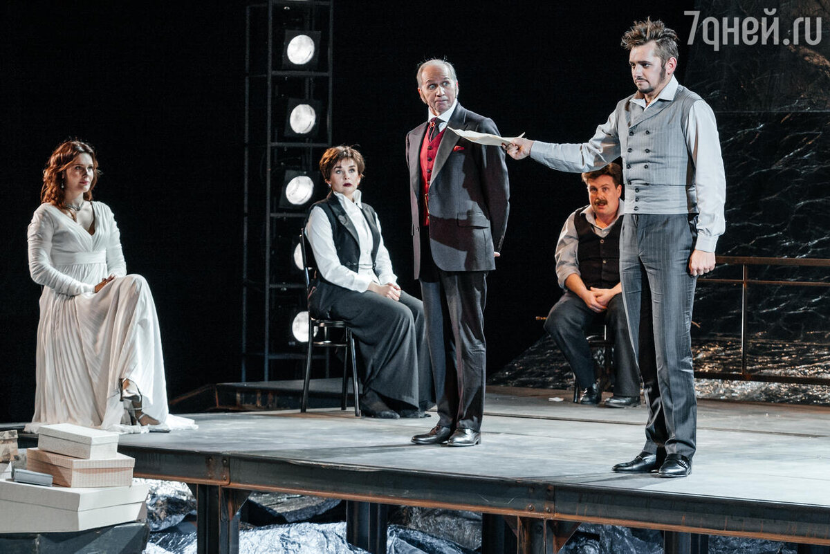    "Невольницы" пресс-служба Театра сатиры