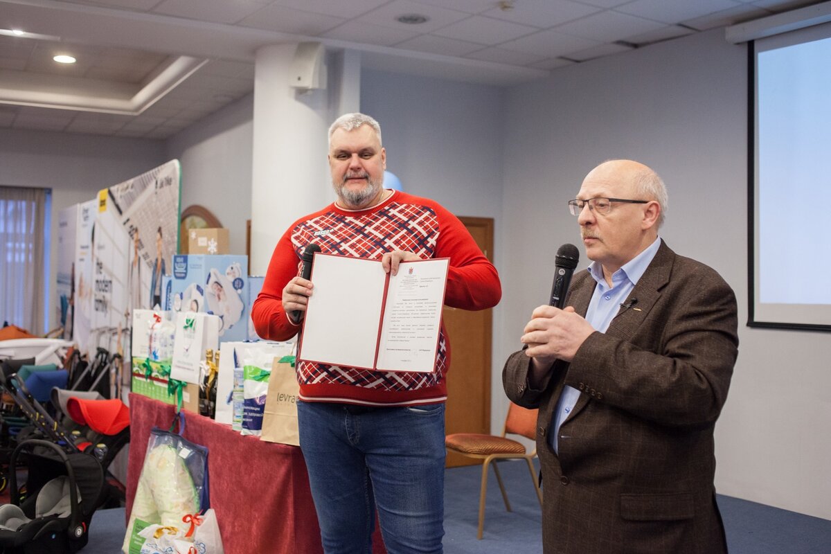 4 декабря Клуб Беременных Санкт-Петербурга подарил будущим мамам новогодний  праздник! | Клуб Беременных | Дзен