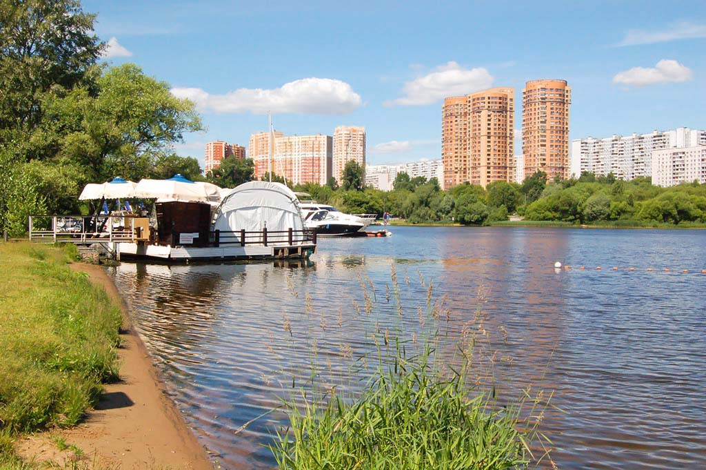 Бора москва